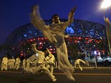 Церемония открытия XXIX Летних Олимпийских игр-2008 на главном стадионе китайской столицы "Птичье гнездо" продлится около трех с половиной часов