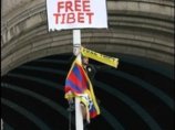 Четверо иностранцев, устроивших в Пекине акцию протеста в поддержку "независимости Тибета", высланы из страны