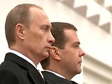 Дмитрий Медведев отпразднует 100 дней президентства: он все еще в тени Путина  