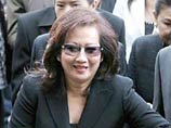 Обвиняемый в коррупции экс-премьер Таиланда не явился в суд на слушание своего дела