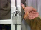 В Тольятти осужден милиционер, расстрелявший задержанного в камере В Тольятти осужден милиционер, расстрелявший задержанного в камере