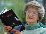 В Великобритании бестселлером стал дебютный роман 93-летней писательницы  
