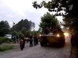 При этом, как передает агентство, постпред России в ООН Виталий Чуркин заявляет, что российские войска в Абхазии остаются в границах отведенной им зоны безопасности При этом, как передает агентство, постпред России в ООН Виталий Чуркин заявляет, что российские войска в Абхазии остаются в границах отведенной им зоны безопасности