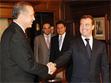 Медведев и Путин обсудили с турецким премьером перспективы отношений