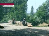 Правоохранительные органы ЮО расстреляли на месте двух мародеров и обещали впредь поступать "еще жестче" Правоохранительные органы ЮО расстреляли на месте двух мародеров и обещали впредь поступать "еще жестче"