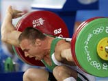 Игры в Пекине могут стать последними для венгерского атлета - на него упала штанга