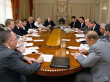 Как пишет "Коммерсант", белорусский премьер Сергей Сидорский ехал в Москву с желанием договориться о снижении цены на российский газ в 2009 году и о получении долгосрочного кредита в размере 2 млрд долларов