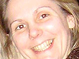 Тело 40-летней Салли Синклер было обнаружено в субботу вечером в поместье, расположенном в графстве Хэмпшир