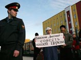 Сторонники епископа Диомида намерены пикетировать резиденцию Алексия II
Сторонники епископа Диомида намерены пикетировать резиденцию Алексия II