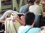 160 человек почти двое суток не могут вылететь из Самары из-за топливных проблем 160 человек почти двое суток не могут вылететь из Самары из-за топливных проблем