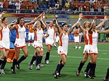 Женская сборная Голландии по хоккею на траве выиграла "золото" Игр-2008