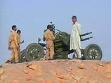 Правительство Пакистана продолжает антитеррористическую операцию, проталибские боевики взрывают чиновника 