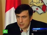 Саакашвили провел в Гори "встречу без галстука" и подарил жителям надежду на восстановление города