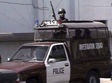 В Пакистане взорвали полицейский автобус: десять человек погибли