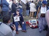 Митинг памяти Анны Политковской собрал в центре Москвы около 150 человек Митинг памяти Анны Политковской собрал в центре Москвы около 150 человек