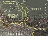 "Нам нужно просить Европу или Америку, чтобы нас отсоединили от России. Если мы неугодны этой стране, что дальше делать, мы не знаем", - сказал Хазбиев. Он добавил, что необходимо также "остановить геноцид ингушского народа", осуществляемый "Кремлем" "Нам нужно просить Европу или Америку, чтобы нас отсоединили от России. Если мы неугодны этой стране, что дальше делать, мы не знаем", - сказал Хазбиев. Он добавил, что необходимо также "остановить геноцид ингушского народа", осуществляемый "Кремлем"