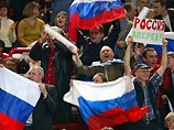 Госдума поощряет патриотизм: депутаты хотят открыть доступ к триколору, чтобы им легче было махать Госдума поощряет патриотизм: депутаты хотят открыть доступ к триколору, чтобы им легче было махать