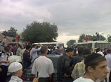 Участники акции, которые потребовали тщательного расследования гибели Магомеда Евлоева Участники акции, которые потребовали тщательного расследования гибели Магомеда Евлоева