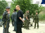 В Чечне обстреляли автобус в военной колонне, ранен водитель-милиционер