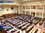 Парламент Грузии на пленарном заседании в среду принял решение отменить в стране военного положения, передает "Интерфакс". Напомним, оно было введено 9 августа сроком на 15 дней и продлено 23 августа до 8 сентября. Отменена и всеобщая мобилизация