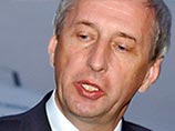 Саакашвили своим указом упростил визовый режим с РФ: получить визу можно на границе за 30 долларов Саакашвили своим указом упростил визовый режим с РФ: получить визу можно на границе за 30 долларов