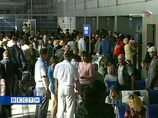 Как сообщили в администрации аэропорта, вылет рейса вновь перенесен на 12:30 по местному времени из-за неприбытия самолета