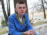 Ставший инвалидом из-за побоев солдат требует от государства полмиллиона рублей Ставший инвалидом из-за побоев солдат требует от государства полмиллиона рублей