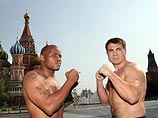 Маскаев тяжелее своего соперника на семь килограммов Маскаев тяжелее своего соперника на семь килограммов