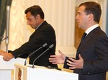 Президент Франции Николя Саркози прибывает в понедельник в Москву, где в рамках урегулирования вокруг конфликта в Южной Осетии проведет переговоры с президентом России Дмитрием Медведевым