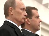 Путин продемонстрировал, кто управляет Россией, президента Дмитрия Медведева оттеснили на обочину
