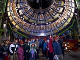 На новом крупнейшем в мире ускорителе элементарных частиц, который создан Европейской организацией ядерных исследований (ЦЕРН) близ Женевы, в среду пройдут первые пробные эксперименты