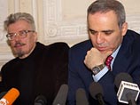Лидеры "Другой России" по-разному оценили конфликт на Кавказе: Лимонов поддерживает действия России, а Каспаров нет Лидеры "Другой России" по-разному оценили конфликт на Кавказе: Лимонов поддерживает действия России, а Каспаров нет