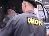 Нацболы не смогли провести акцию в Петербурге - их забрали в милицию за переход улицы в неположенном месте