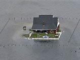 Число жертв урагана "Айк" в США растет. Буш предупреждает: будут "кусаться" цены на топливо 