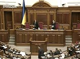 Решение о сложении с себя полномочий Яценюк объяснил состоявшимся накануне официальным распадом "оранжевой" коалиции