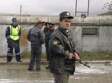 В Махачкале во время преследования автомобиля ранены пятеро милиционеров В Махачкале во время преследования автомобиля ранены пятеро милиционеров
