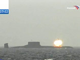 Cтратегическая атомная подводная лодка Северного флота "Юрий Долгорукий" произвела в четверг успешный пуск баллистической ракеты "Булава-М"