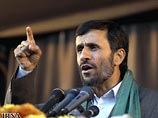 Ахмади Нежад на военном параде в Тегеране пригрозил "сломать агрессорам руки"