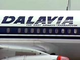 Около 70 пассажиров авиакомпании "Дальавиа", счета которой заблокированы из-за долгов, не могут вылететь из московского аэропорта "Шереметьево" из-за отсутствия рейсов