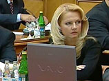 По одной из версий нынешний глава Минздравсоцразвития Татьяна Голикова станет вице-премьером, а министерский пост займет, скорее всего, Владимир Уйба, нынешний глава Федерального медико-биологического агентства России