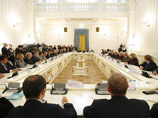 23 сентября на встрече с премьер-министромВладимиром Путиным члены фракции "Справедливая Россия" наконец разъяснили свои оппозиционные настроения