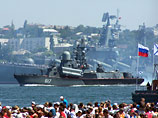 Выплачивая около 100 млн долларов в год, Россия взяла в аренду большую часть крымского портового города Севастополь