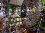 В минувшую пятницу Большой адронный коллайдер (БАК) произвел неправильный "большой взрыв"