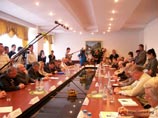 Делегация в составе девяти членов ПАСЕ во главе с докладчиком Ассамблеи по России Люком ван ден Бранде посещают Россию, Грузию и Южную Осетию с 22 по 25 сентября
