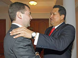 Президент РФ Дмитрий Медведев, совершающий поездку по стране, и президент Венесуэлы Уго Чавес, находящийся в России с кратким рабочим визитом, встретились в пятницу в Оренбурге