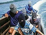 СМИ склонны верить пиратам: советские танки на судне Faina плыли в Судан СМИ склонны верить пиратам: советские танки на судне Faina плыли в Судан