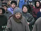 Согласно первой послевоенной переписи 1959 года в России число людей в возрасте 60 лет и старше составляло 9% от населения, а по последней переписи 2002 года оно выросло вдвое - до 18,5% Согласно первой послевоенной переписи 1959 года в России число людей в возрасте 60 лет и старше составляло 9% от населения, а по последней переписи 2002 года оно выросло вдвое - до 18,5%