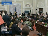 Ради возобновления коалиции блок Тимошенко готов  "с закрытыми глазами" принять  все ультиматумы сторонников Ющенко 