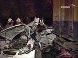 В Москве Toyota врезалась в грузовик: двое погибших В Москве Toyota врезалась в грузовик: двое погибших