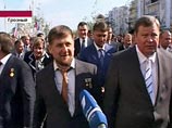 В Кремле сдержанно отнеслись к инициативе президента Чечни Рамзана Кадырова назвать главный проспект Грозного именем российского премьера Владимира Путина В Кремле сдержанно отнеслись к инициативе президента Чечни Рамзана Кадырова назвать главный проспект Грозного именем российского премьера Владимира Путина